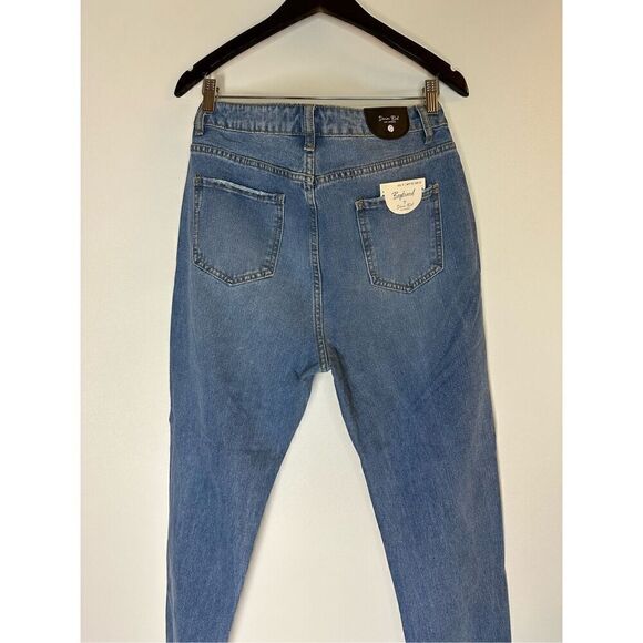 Distressed Ripped Knee boyfriend Jeans - Picture 10 of 11